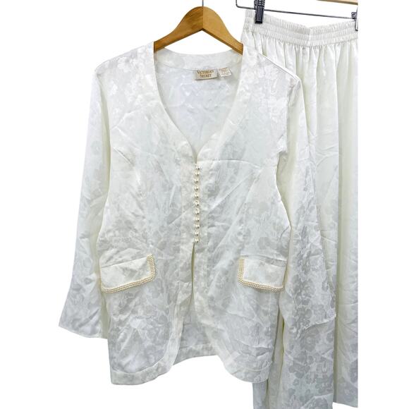 Victoria's Secret Vintage gold label white satin Pearl pajamas - Picture 2 of 6